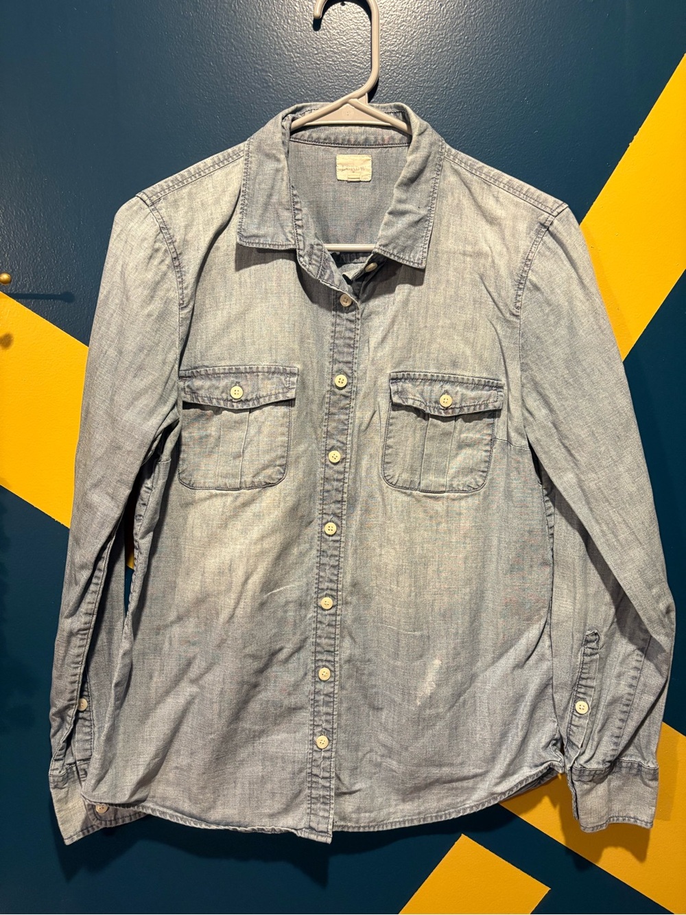 J.Crew Light Wash Denim Button Down Shirt GUC